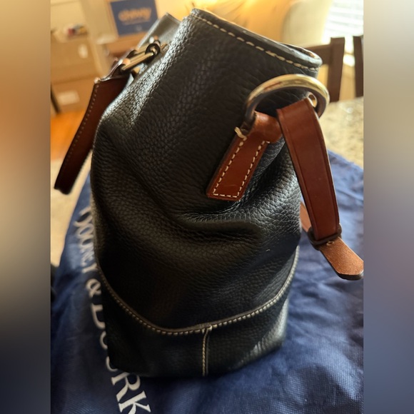 Dooney & Bourke Black Pebbled Leather Purse - Picture 6 of 16